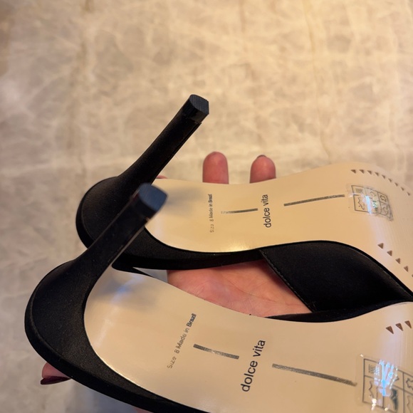 Dolce Vita Black Heels with Bow Accent - Picture 7 of 8